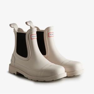 Brand New — Hunter Women’s Commando Chelsea Boot in Cast Pale Grey